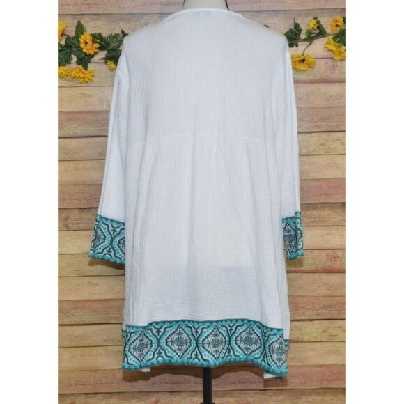 Cezele Tunic Top Shirt Ladies Size L White Gauzy Green Embroidered Floral Boho - Picture 8 of 13